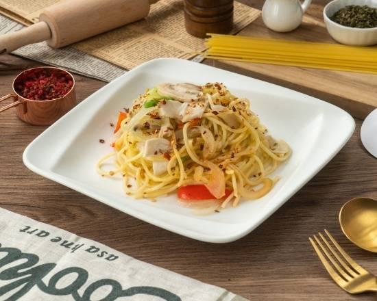 香蒜清炒海鮮義大利麵