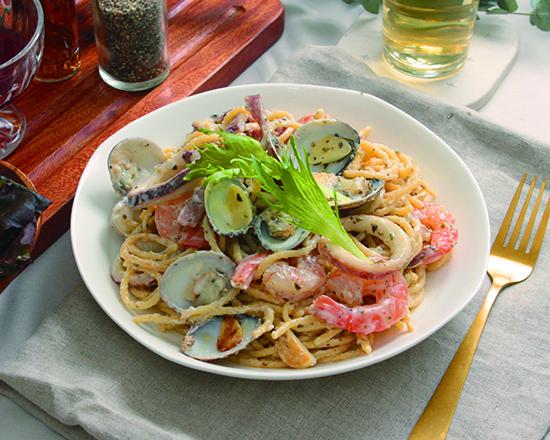 奶油白醬海鮮義大利麵｜Delizioso 義式廚房